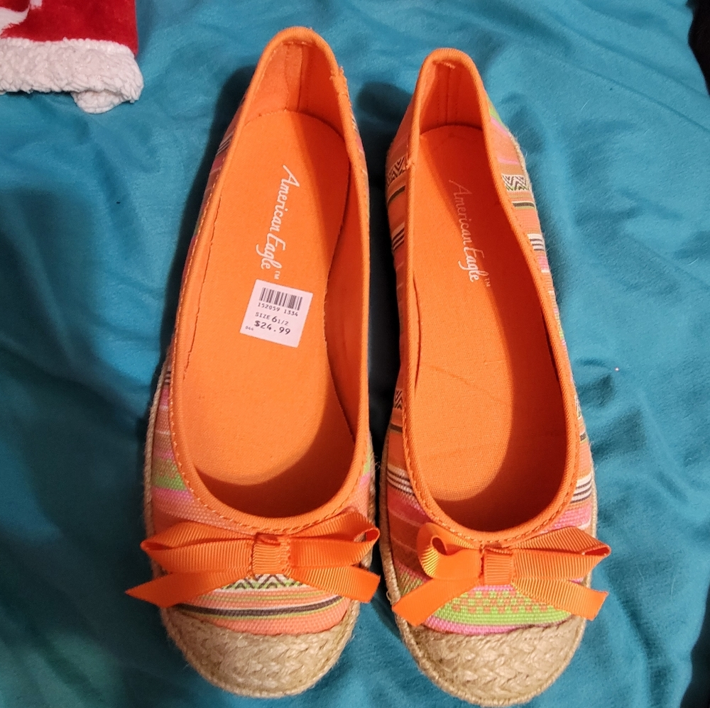 American Eagle Orange Flats